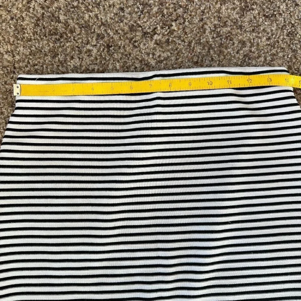 Alice Hope Black & White Stripe Mini Skirt Stretchy Elastic Women's Size Small - Picture 3 of 4